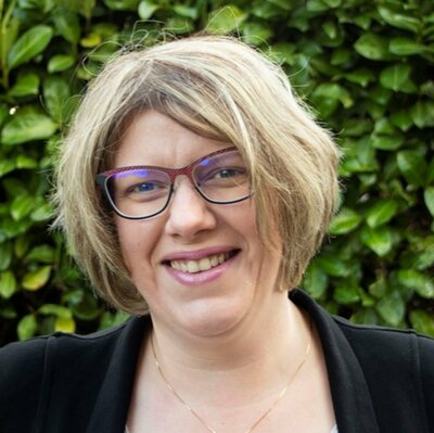 Mme Virginie CLEMENT